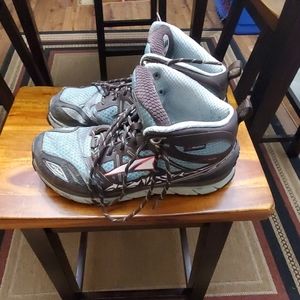 Altra Mid Lone Peak 3.0